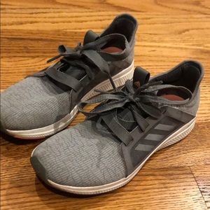 Adidas Bounce Edge Lux